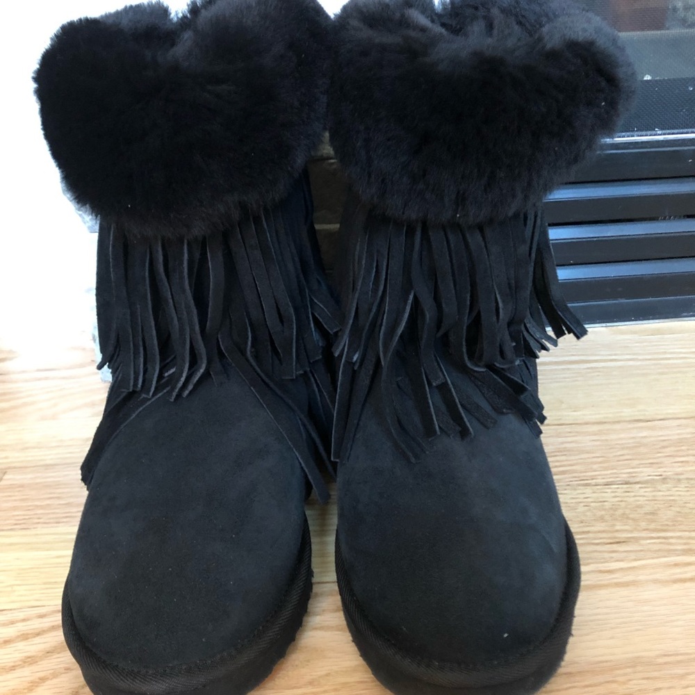 Koolaburra Haley II Tall fringe boots New 7